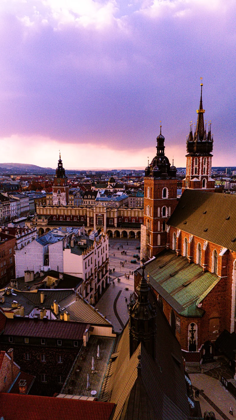 Bazylika Mariacka i Rynek Główny w Krakowie